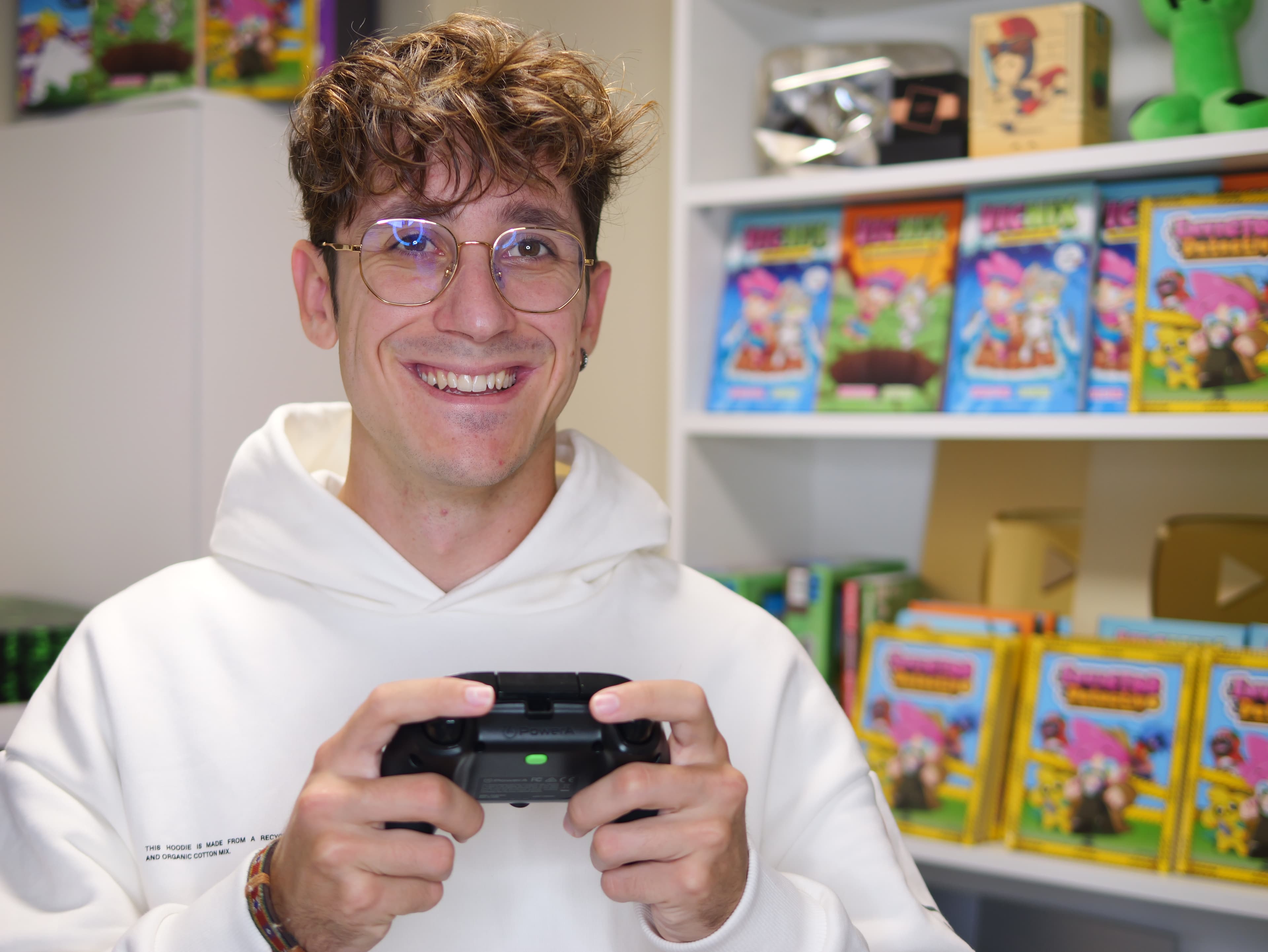 Invictor — creador con 11.000M de visitas